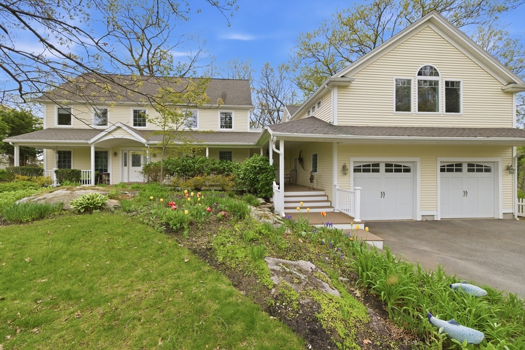Photo of 9 Woodcliffe Road, Lexington, MA