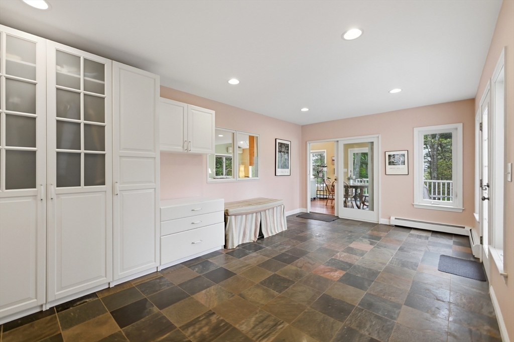 9 Woodcliffe Road, Lexington, MA Photo #2