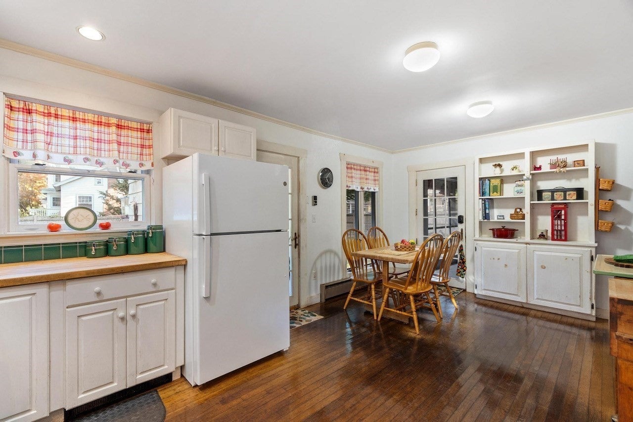 124 Prescott St, Reading, MA Photo #12