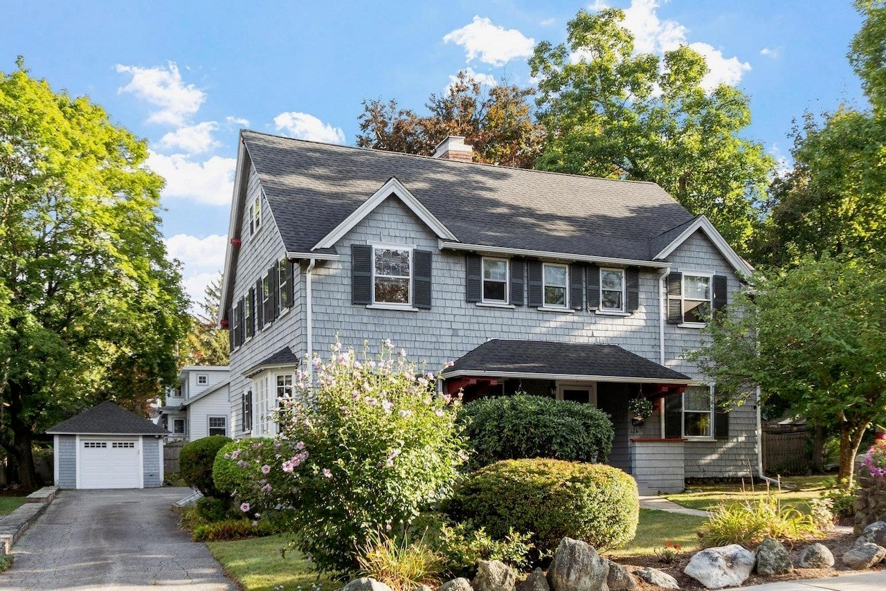 124 Prescott St, Reading, MA Photo #2