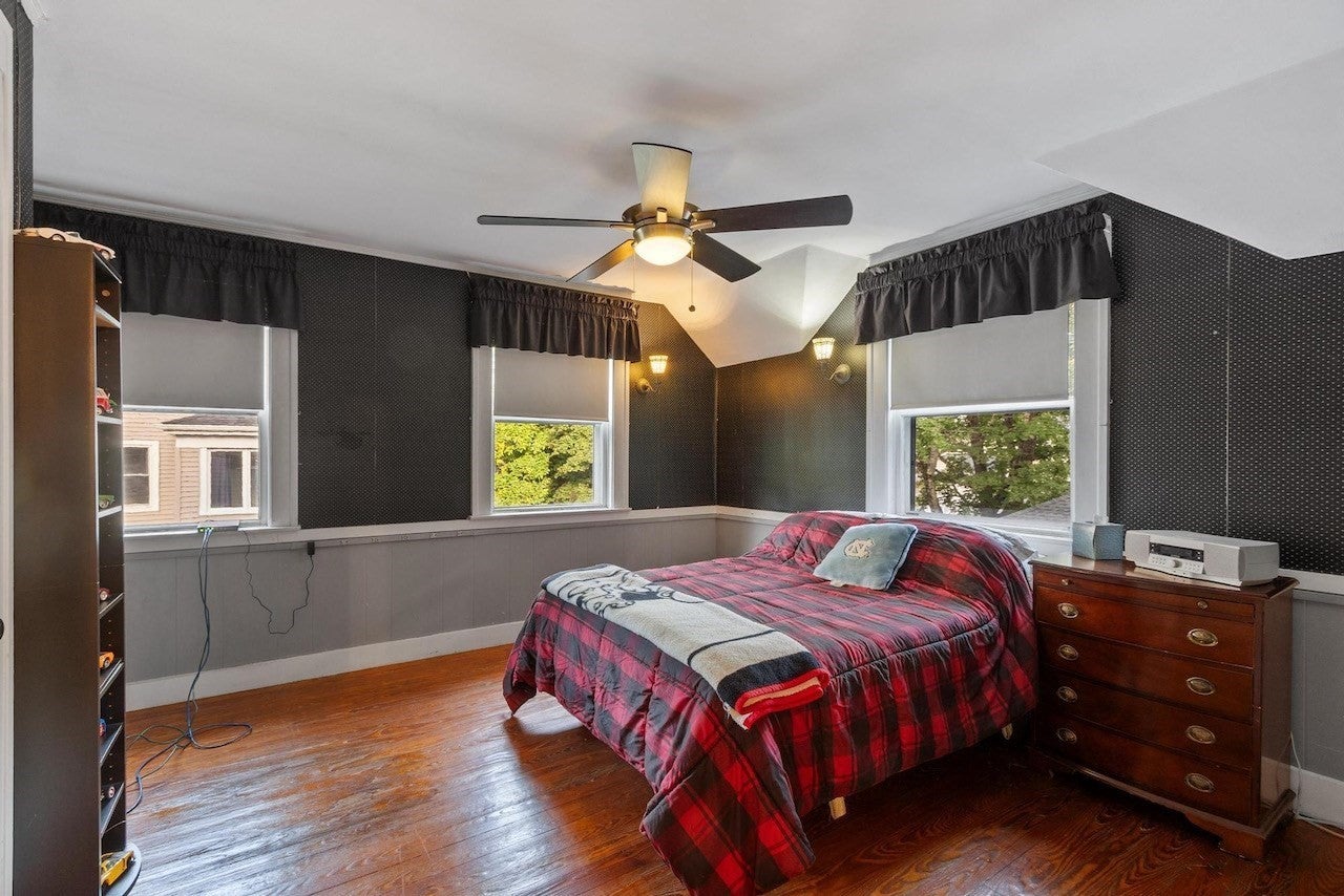 124 Prescott St, Reading, MA Photo #25