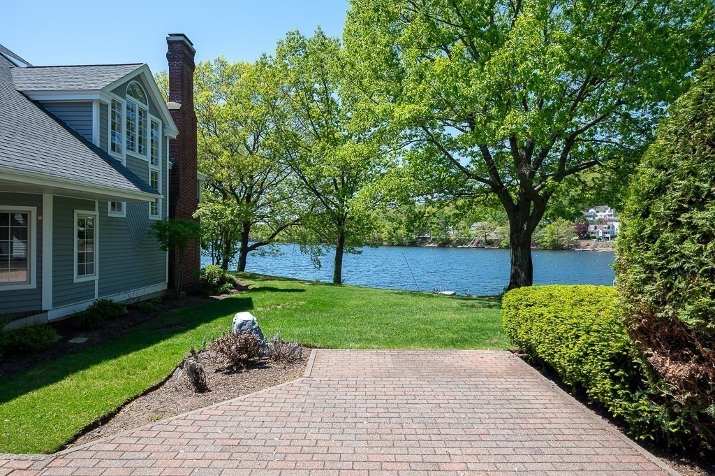 30 Eastern Point Drive 30