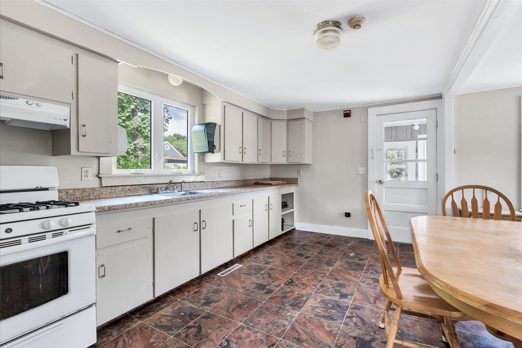 4 Cherry Street, Wareham, MA, 4 Cherry Street, Wareham, MA Photo #18
