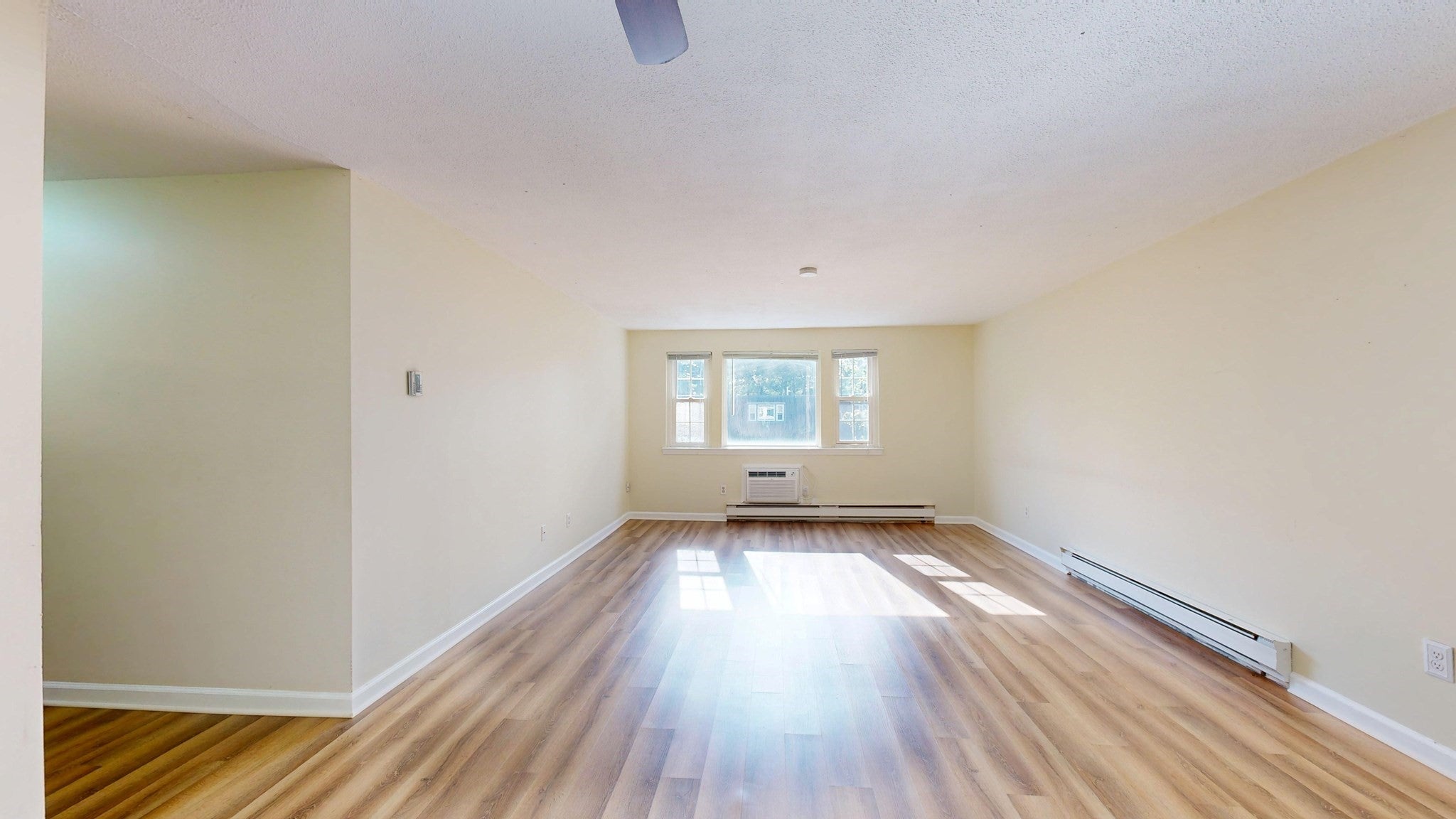 180 Main Street #3304, Bridgewater, MA, 180 Main Street #3304, Bridgewater, MA Photo #2