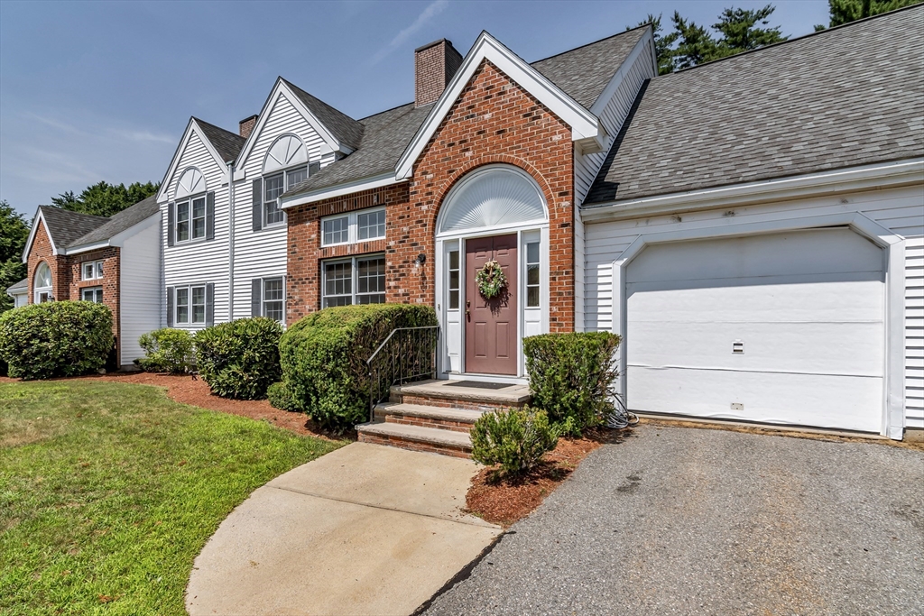 11 Stonebridge Dr 11