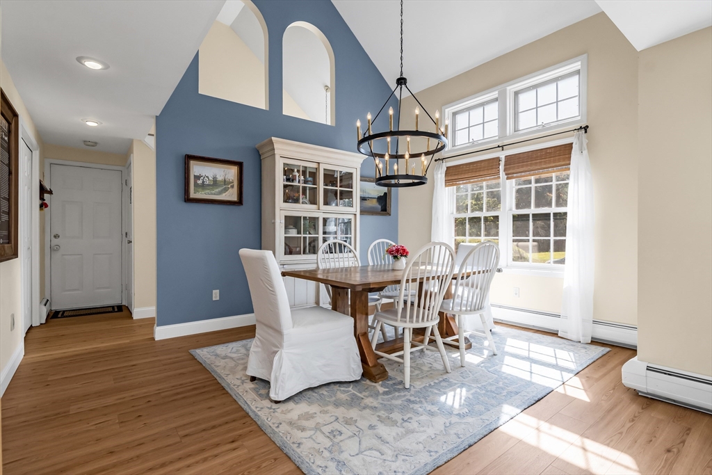 11 Stonebridge Dr 11