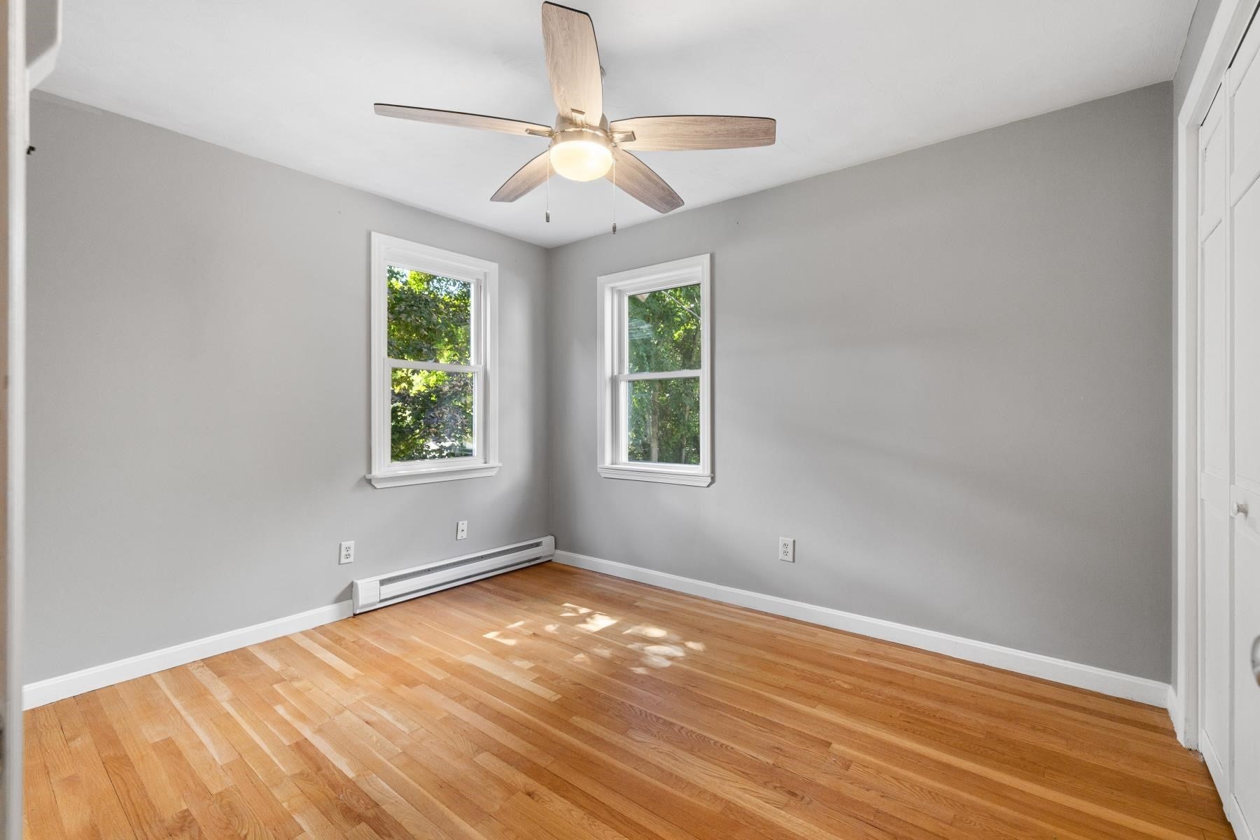 22 John F Kennedy Dr, Millbury, MA Photo #31