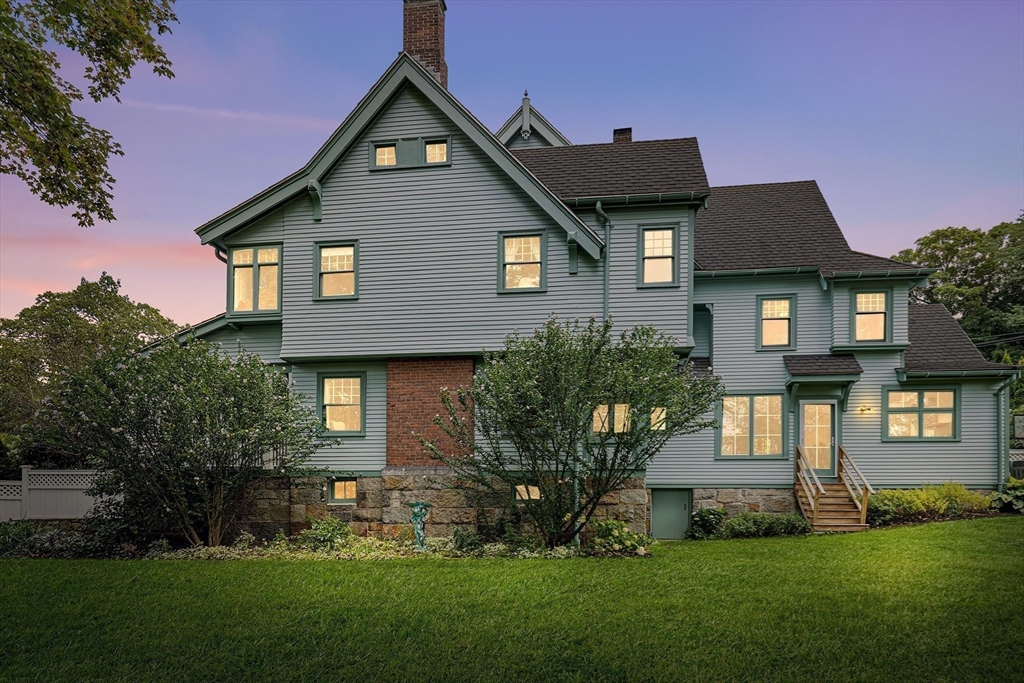 206 Franklin Street