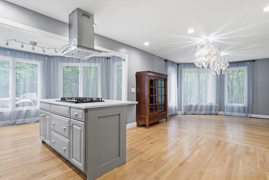 247 Hampstead St, Methuen, MA, 247 Hampstead St, Methuen, MA Photo #4