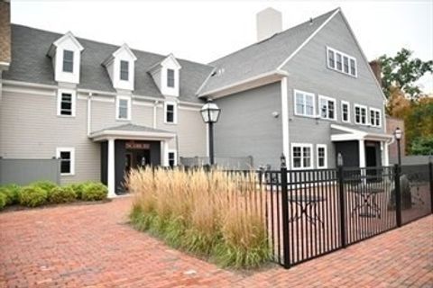 Photo of 29 Hudson Rd #Restaurant, Sudbury, MA 01776 (MLS # 73471510)