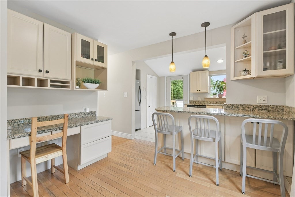 54 Gainsville Rd, Dedham, MA Photo #10