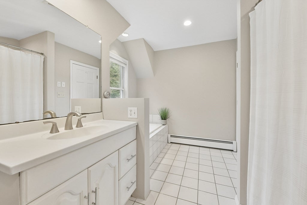 54 Gainsville Rd, Dedham, MA Photo #24