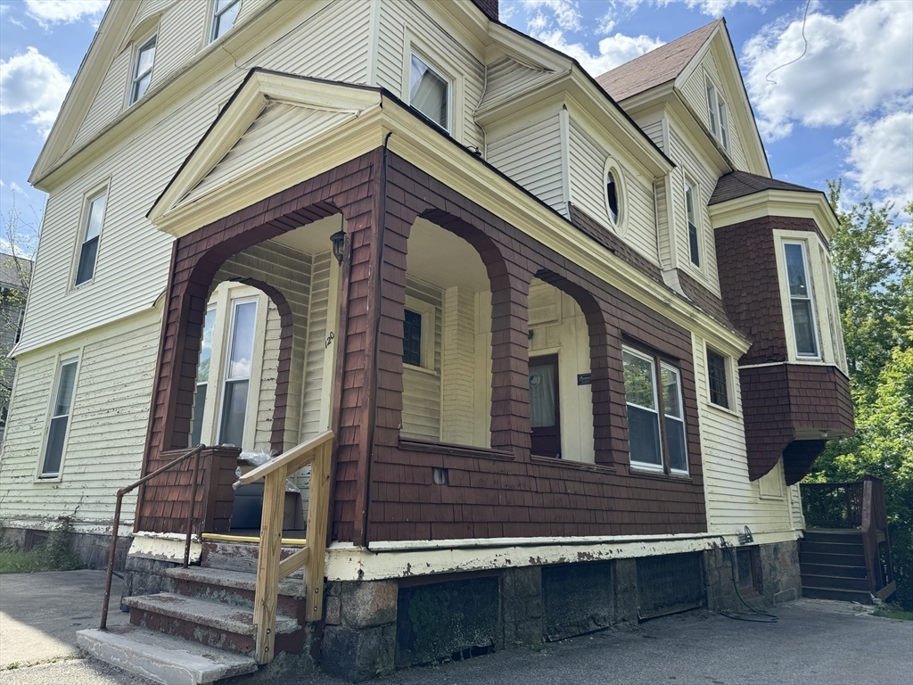 120 Lincoln St