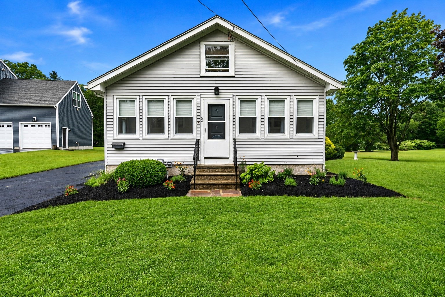 Photo of 52 Calef Ave, Swansea, MA