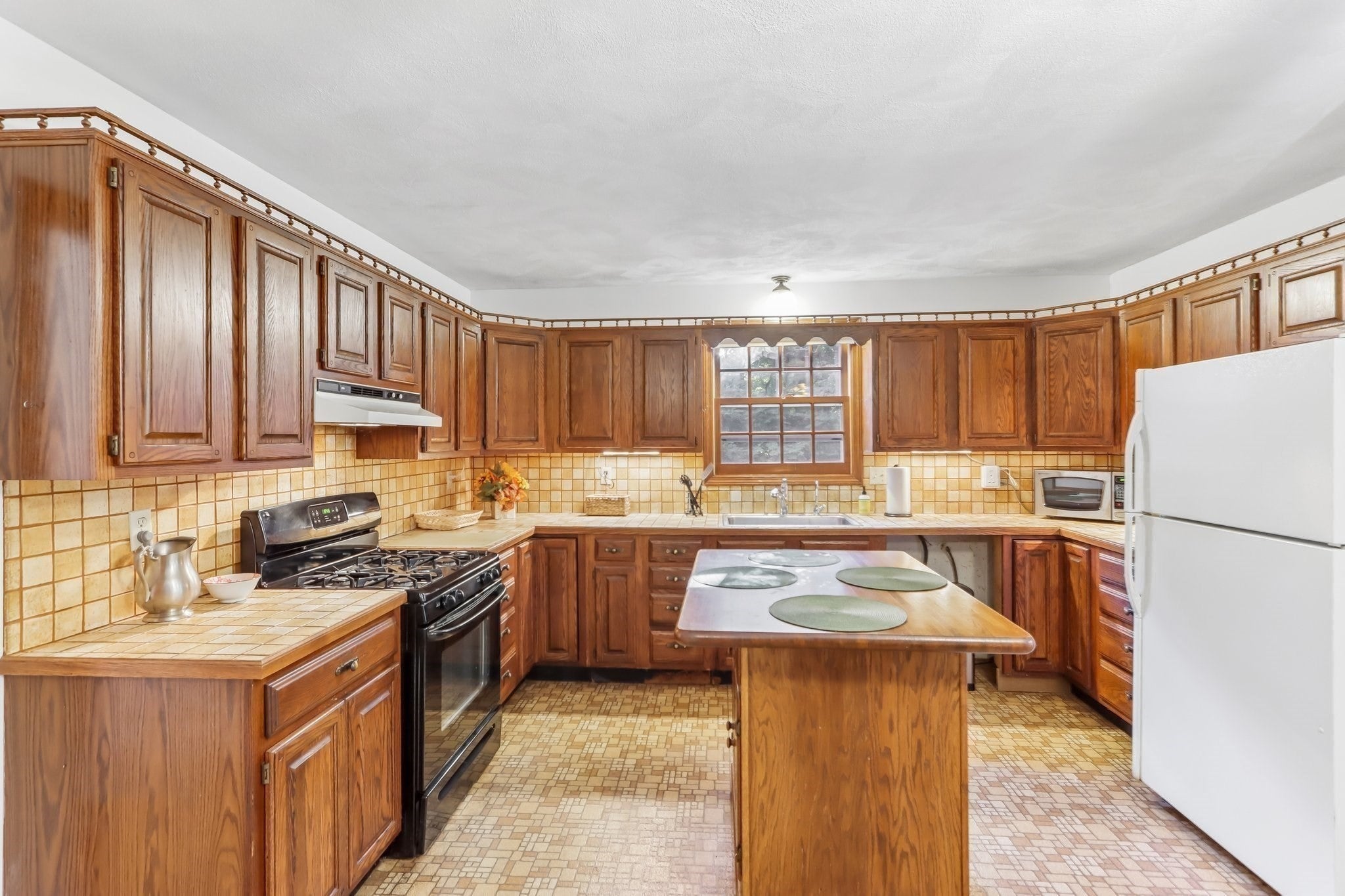 36 Boeske Ave, Maynard, MA, 36 Boeske Ave, Maynard, MA Photo #9