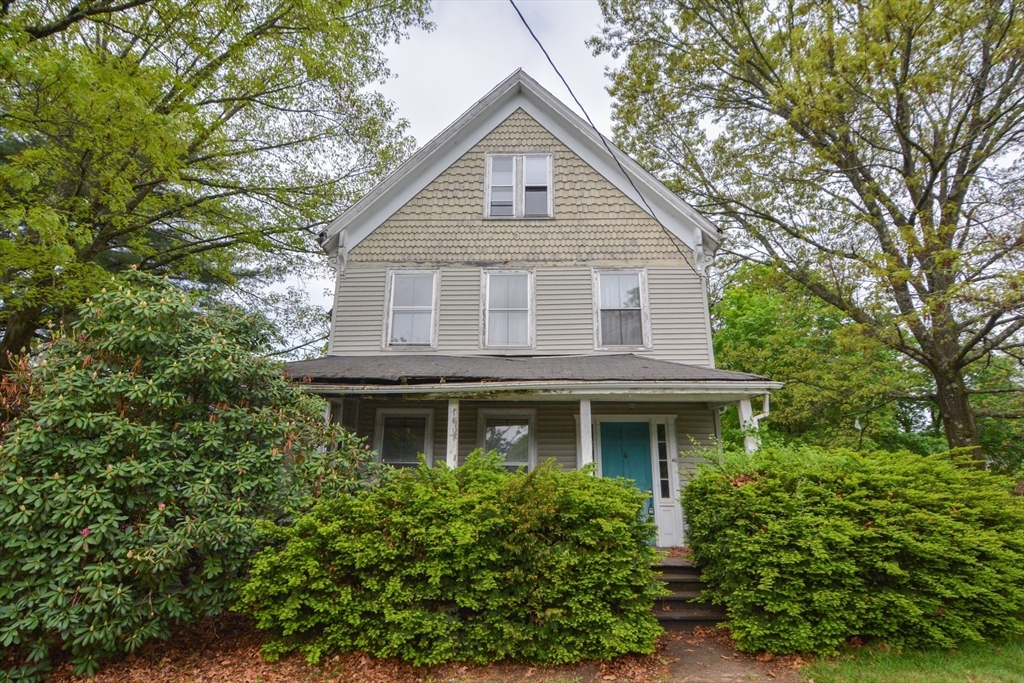 46 Lake Street