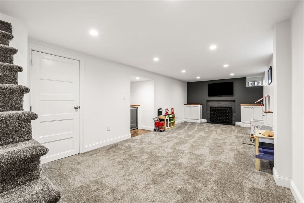 17 Lowell St, Andover, MA, 17 Lowell St, Andover, MA Photo #19