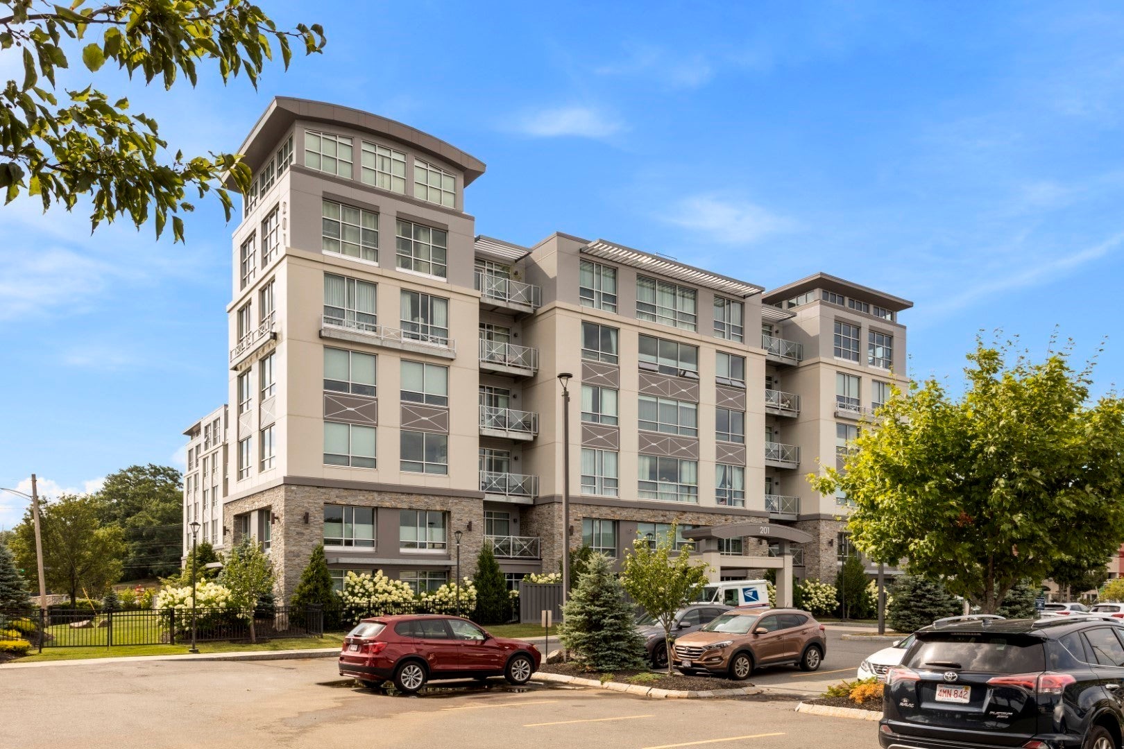 201 Elliott Street