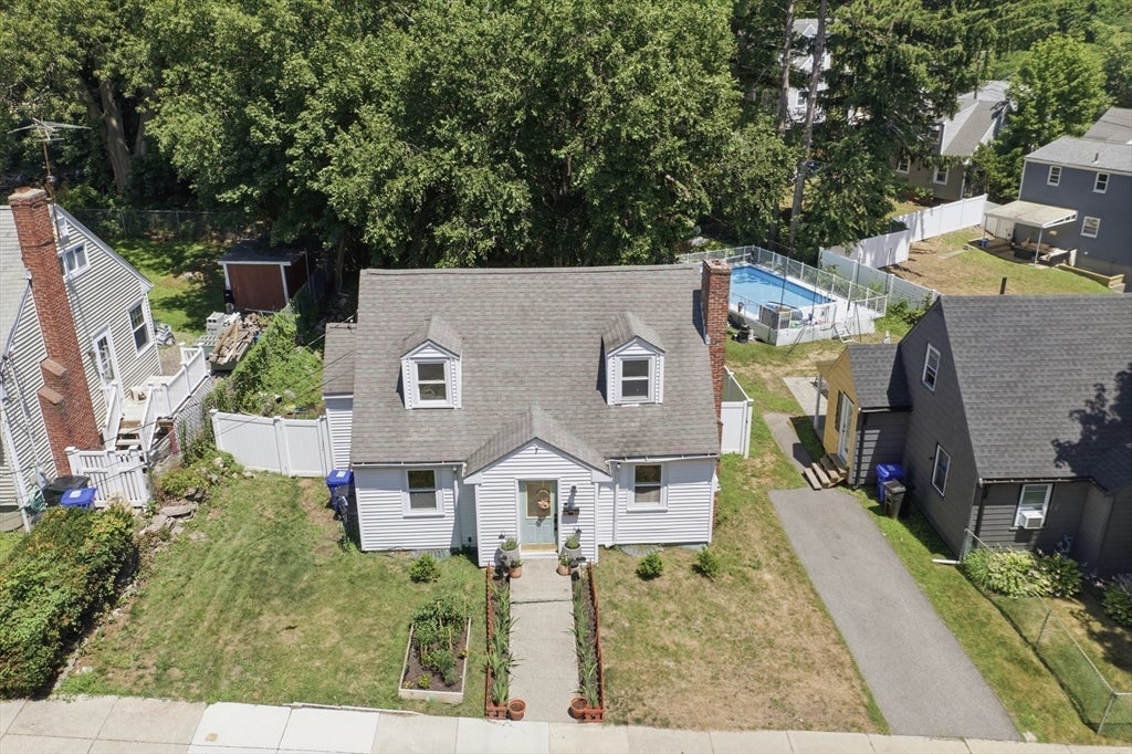 29 Magee Street