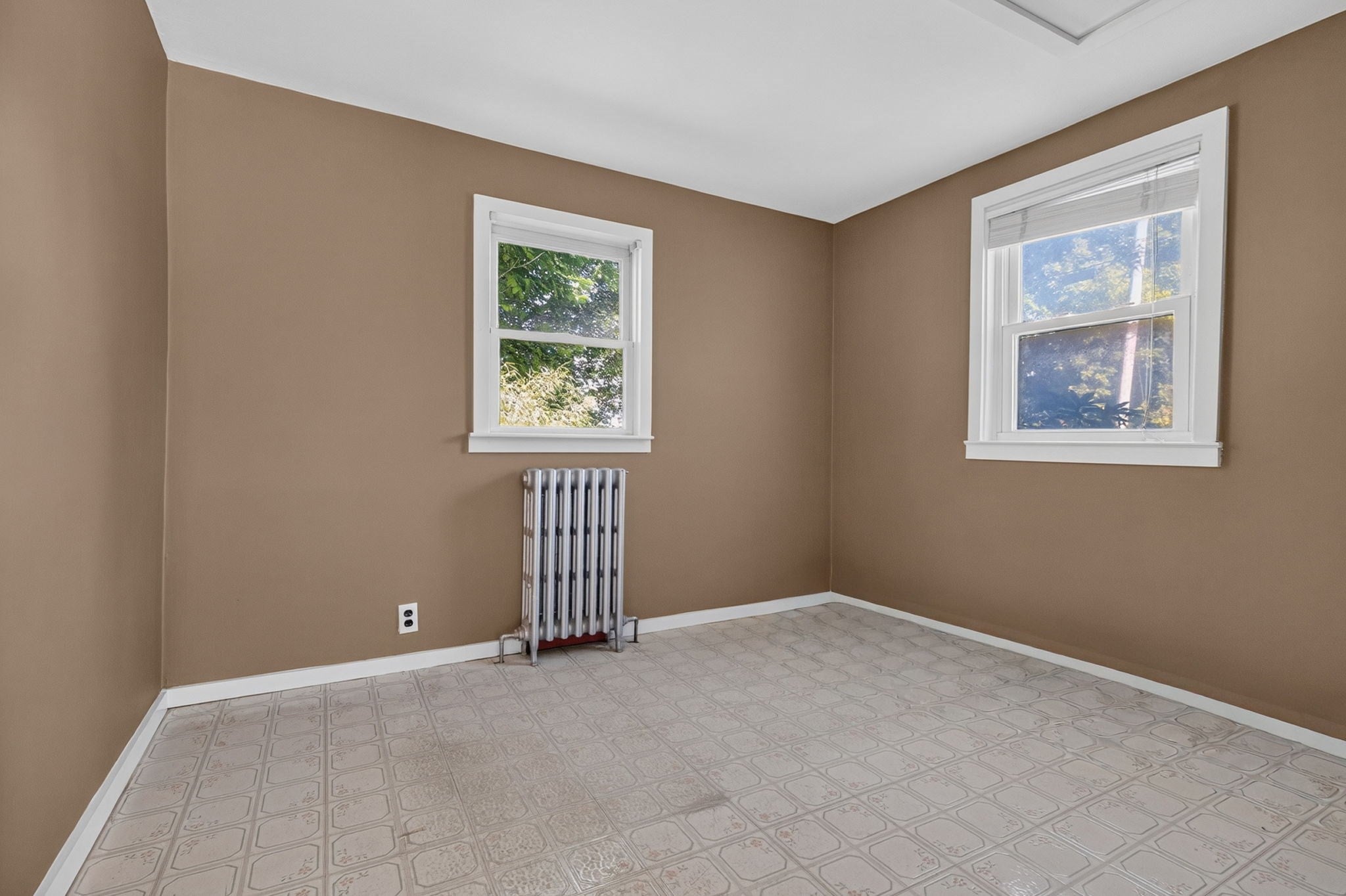 10 Hayward St, Randolph, MA, 10 Hayward St, Randolph, MA Photo #11