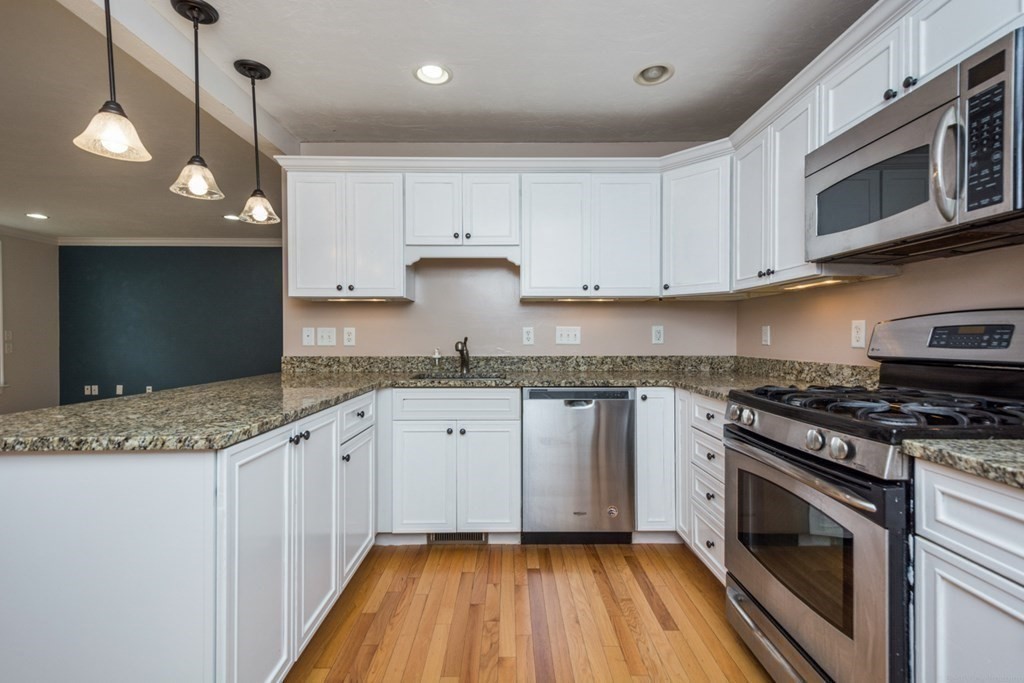 22 Cortland Dr 22