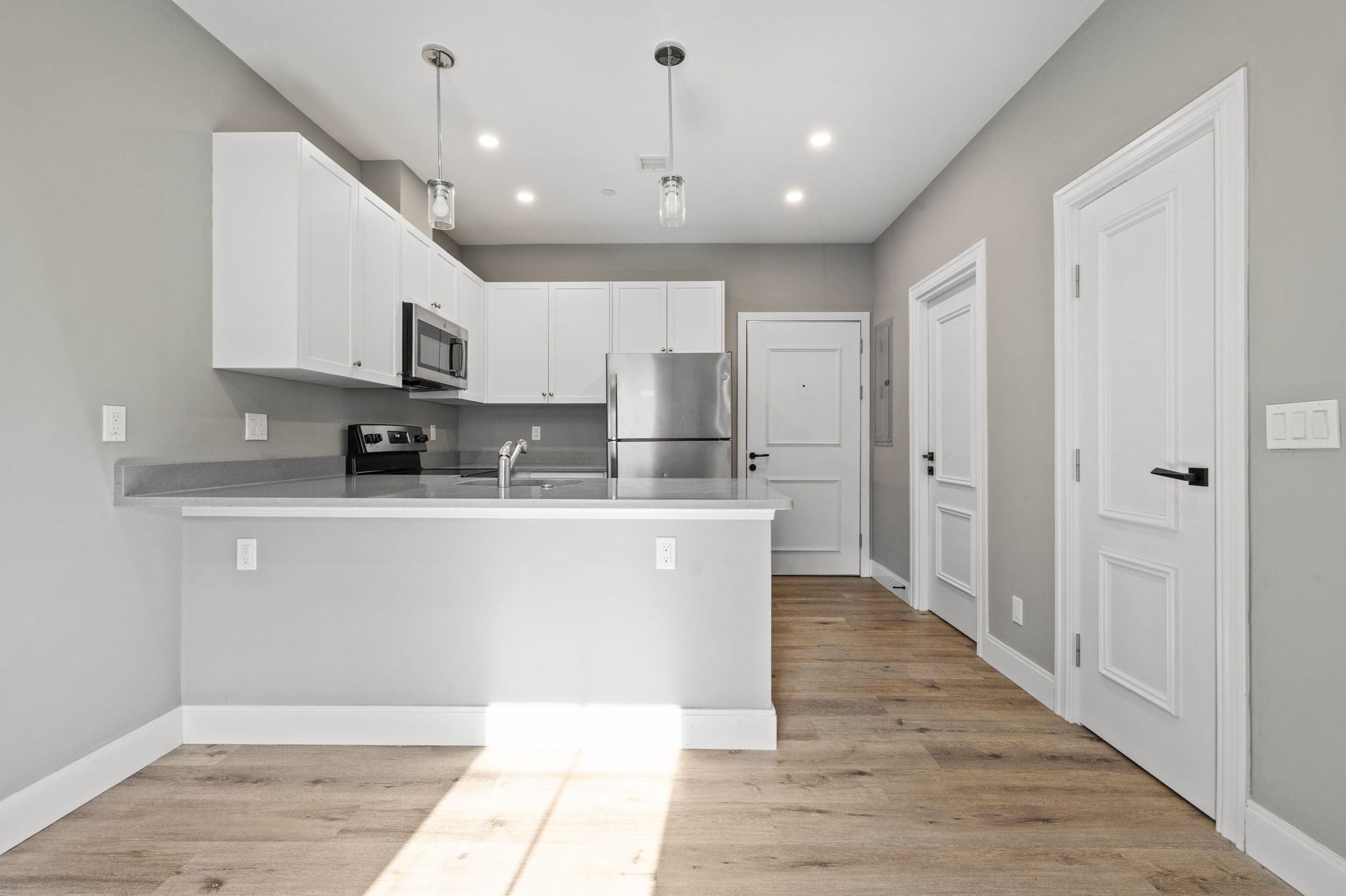 3 Burke Lane #203, Wellesley, MA Photo #4