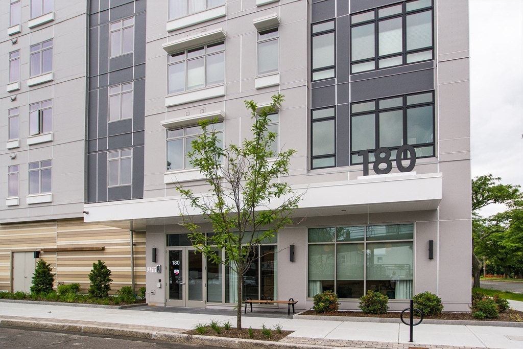 180 Telford Street #509 Floor 5