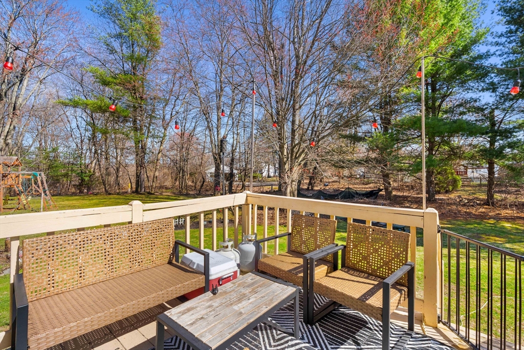 1 Lady Slipper Ln, Methuen, MA Photo #6