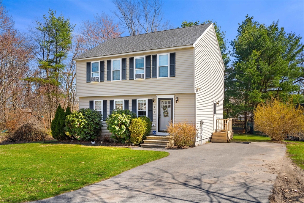 1 Lady Slipper Ln, Methuen, MA Photo #2