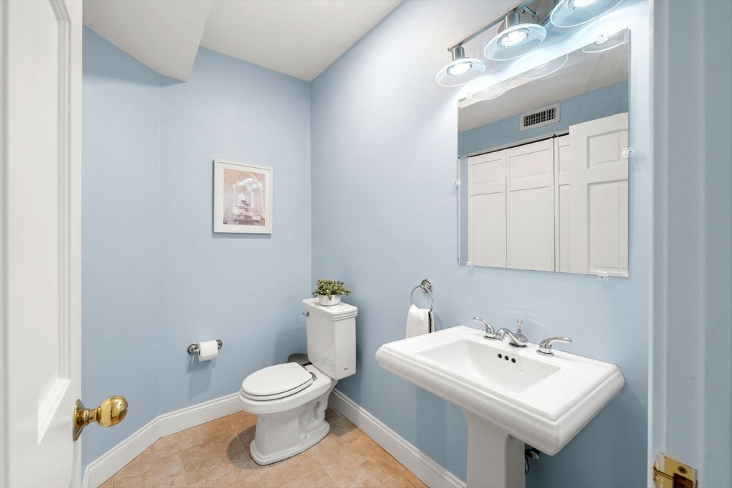 141 Washington St #3, Salem, MA, 141 Washington St #3, Salem, MA Photo #17