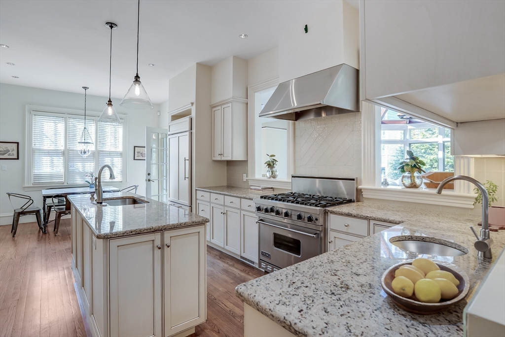

                                                                             Newton                                

                                    , MA - $2,699,000