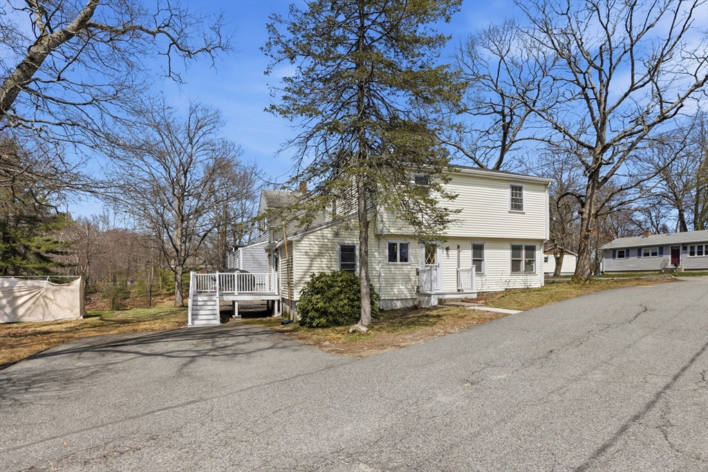 107 Pond St
