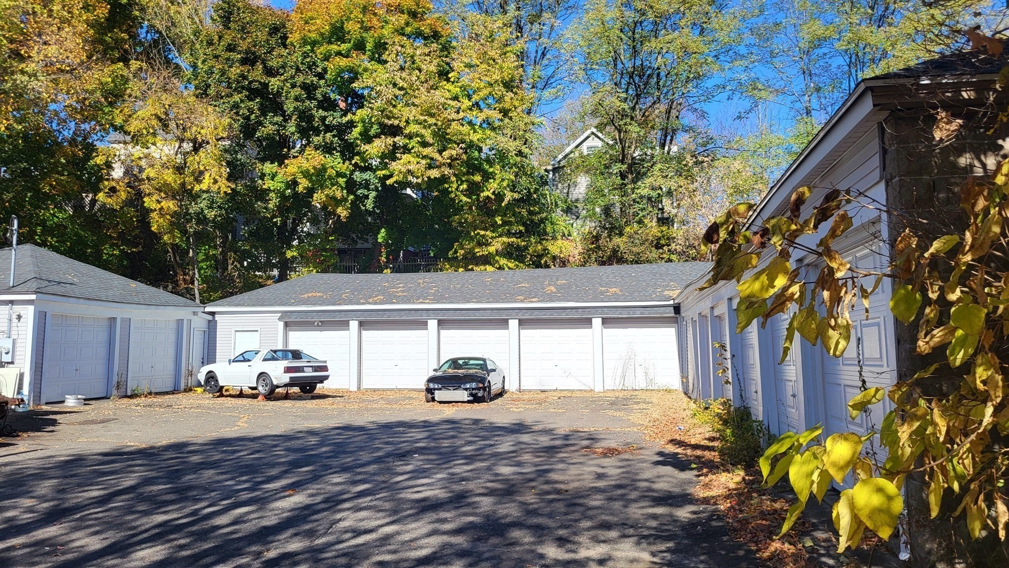 37 W Main St