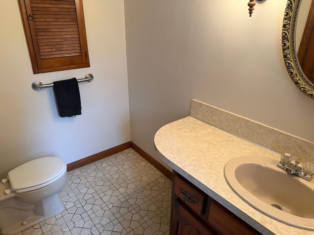 465 Forest St, Dighton, MA Photo #14