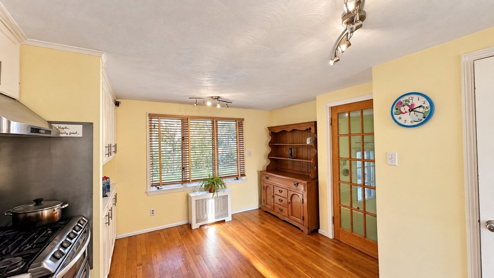 25 Wexford St, Springfield, MA Photo #18