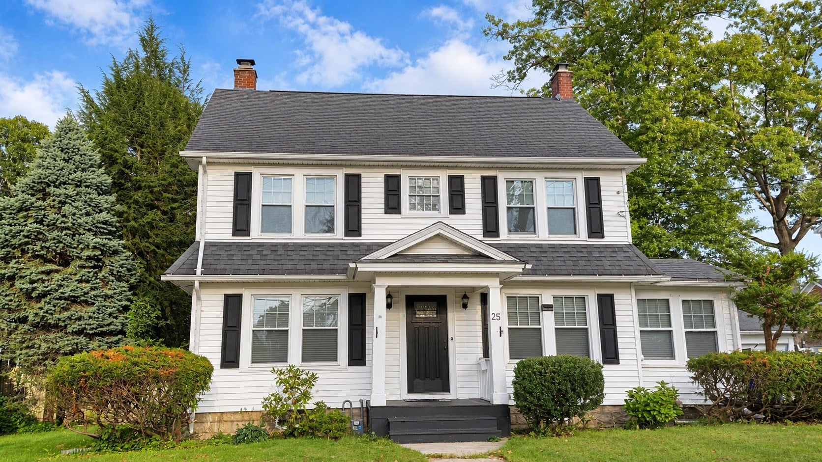25 Wexford St, Springfield, MA Photo #1