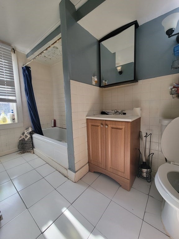933 Warren Ave, Brockton, MA, 933 Warren Ave, Brockton, MA Photo #2