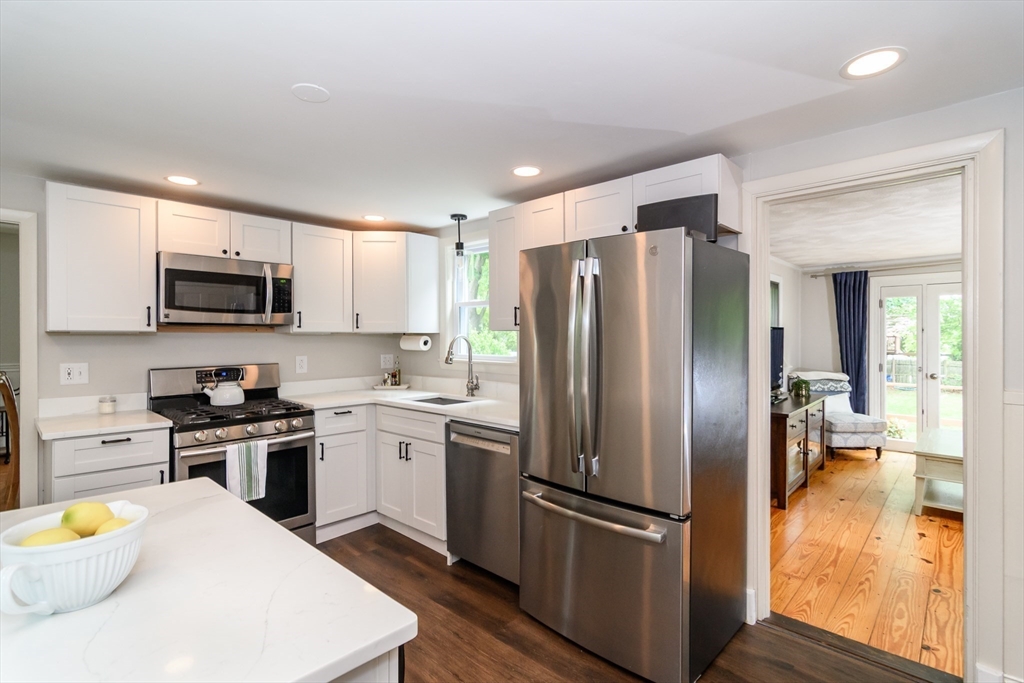 62 Washington Ave, Natick, MA Photo #3
