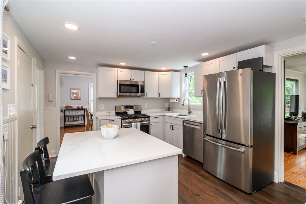 62 Washington Ave, Natick, MA Photo #4
