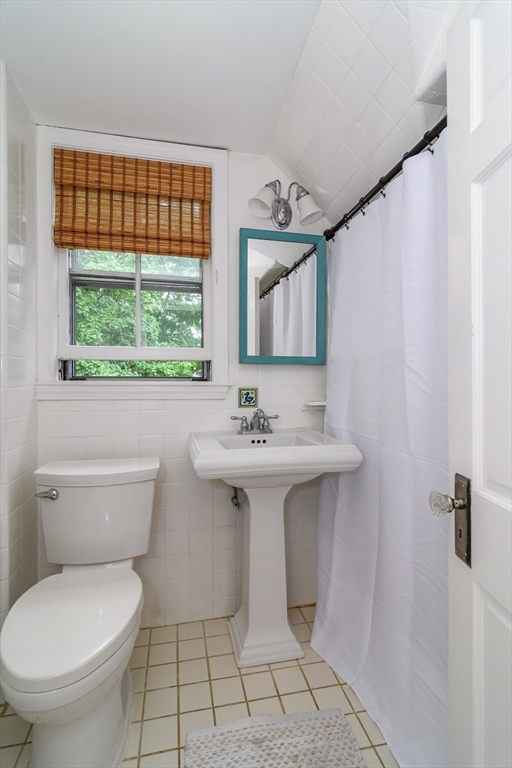 62 Washington Ave, Natick, MA Photo #17