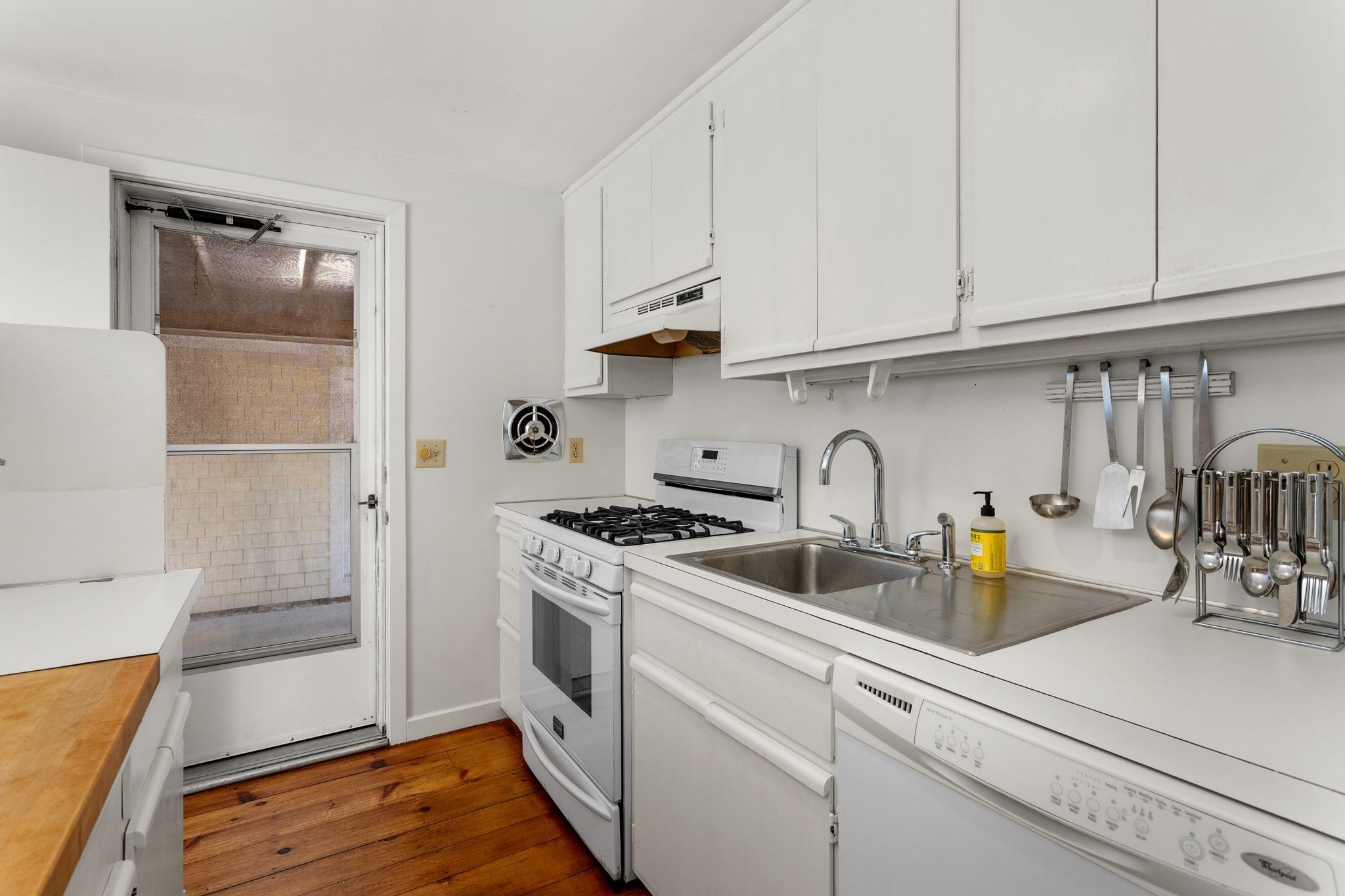 21 Mill Road, Falmouth, MA Photo #9