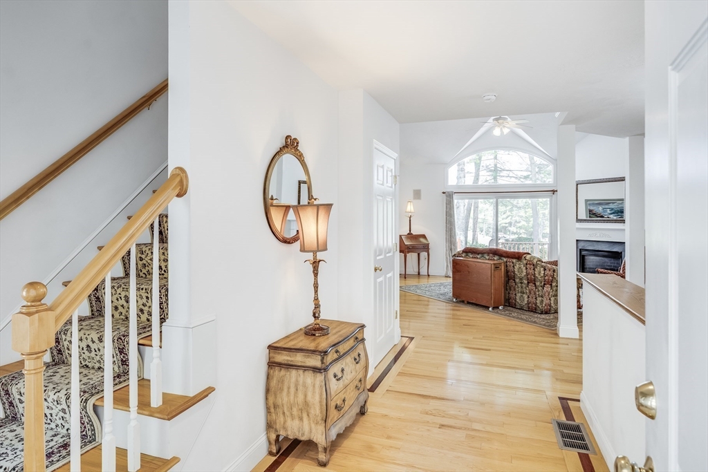 13 Laurel Hill Ct 13
