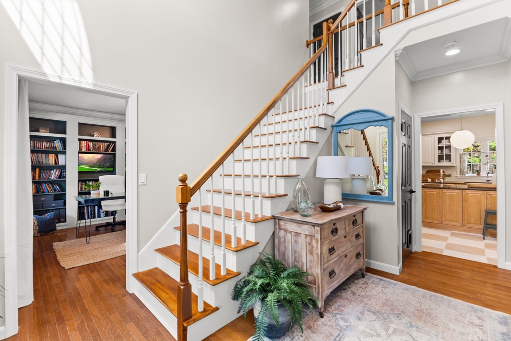 353 Finch Rd