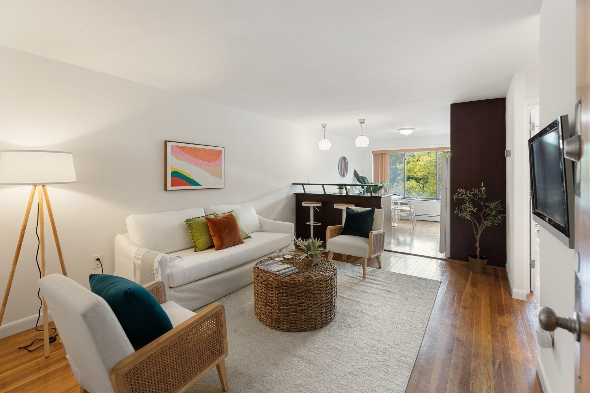 128 Pleasant St 303