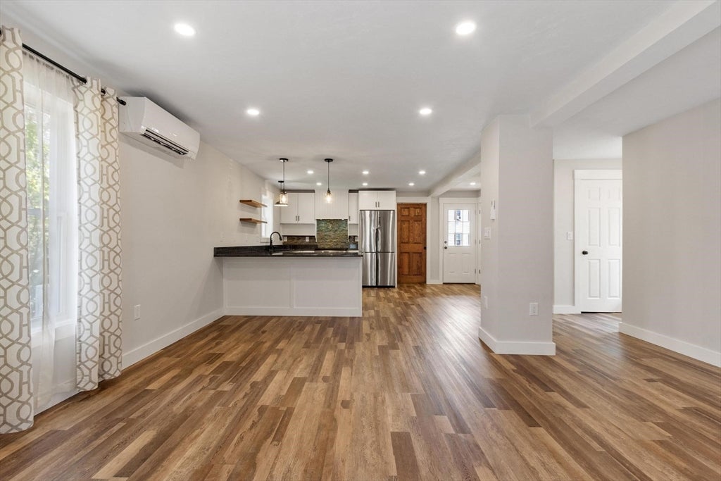 460 Pleasant St, Gardner, MA, 460 Pleasant St, Gardner, MA Photo #17