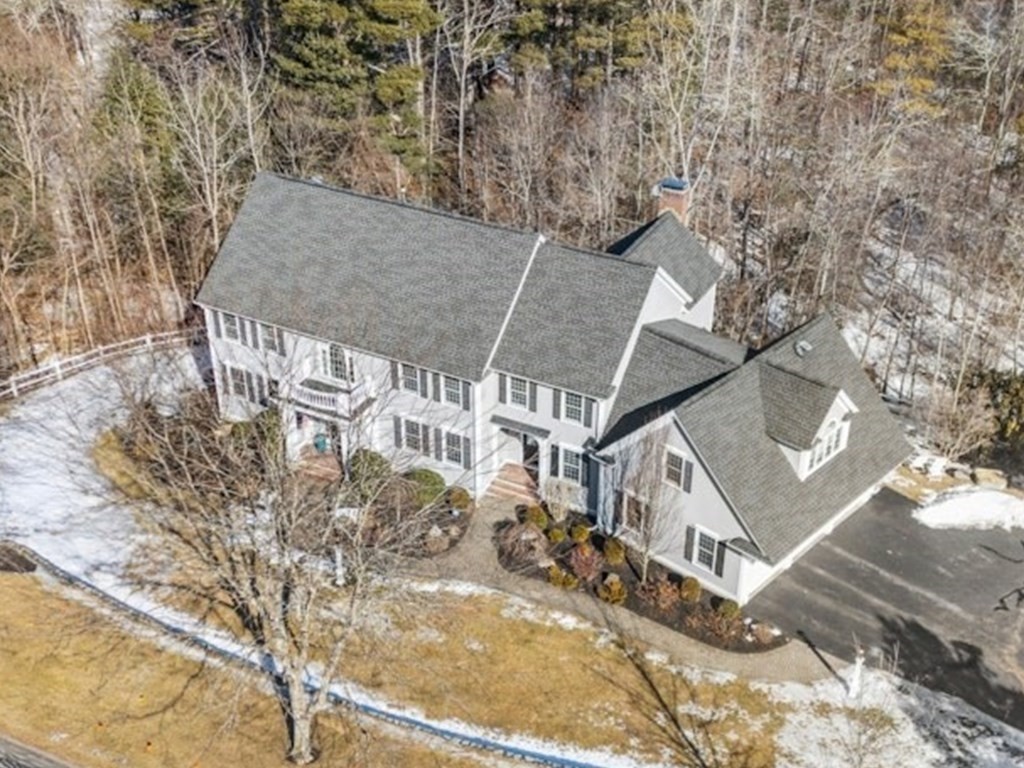 22 Wyman Dr
