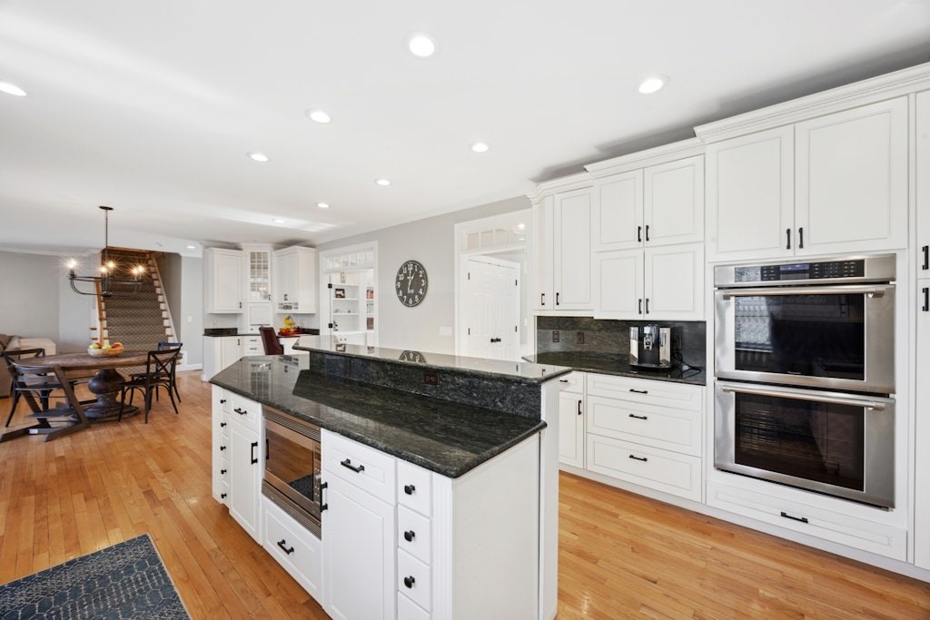 22 Wyman Dr
