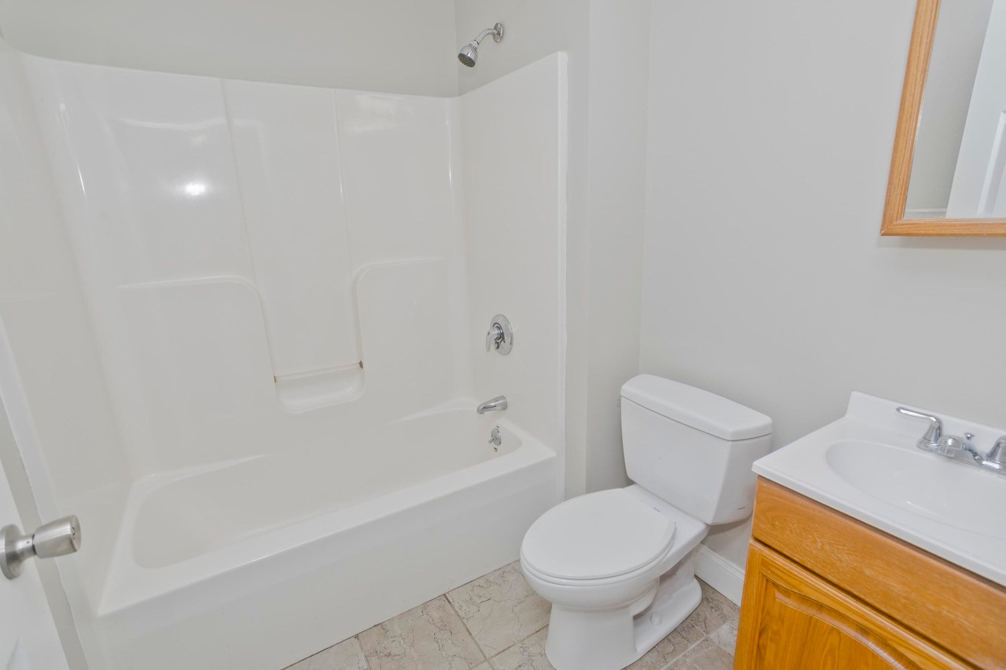 73-75 Walnut St, Holyoke, MA Photo #16