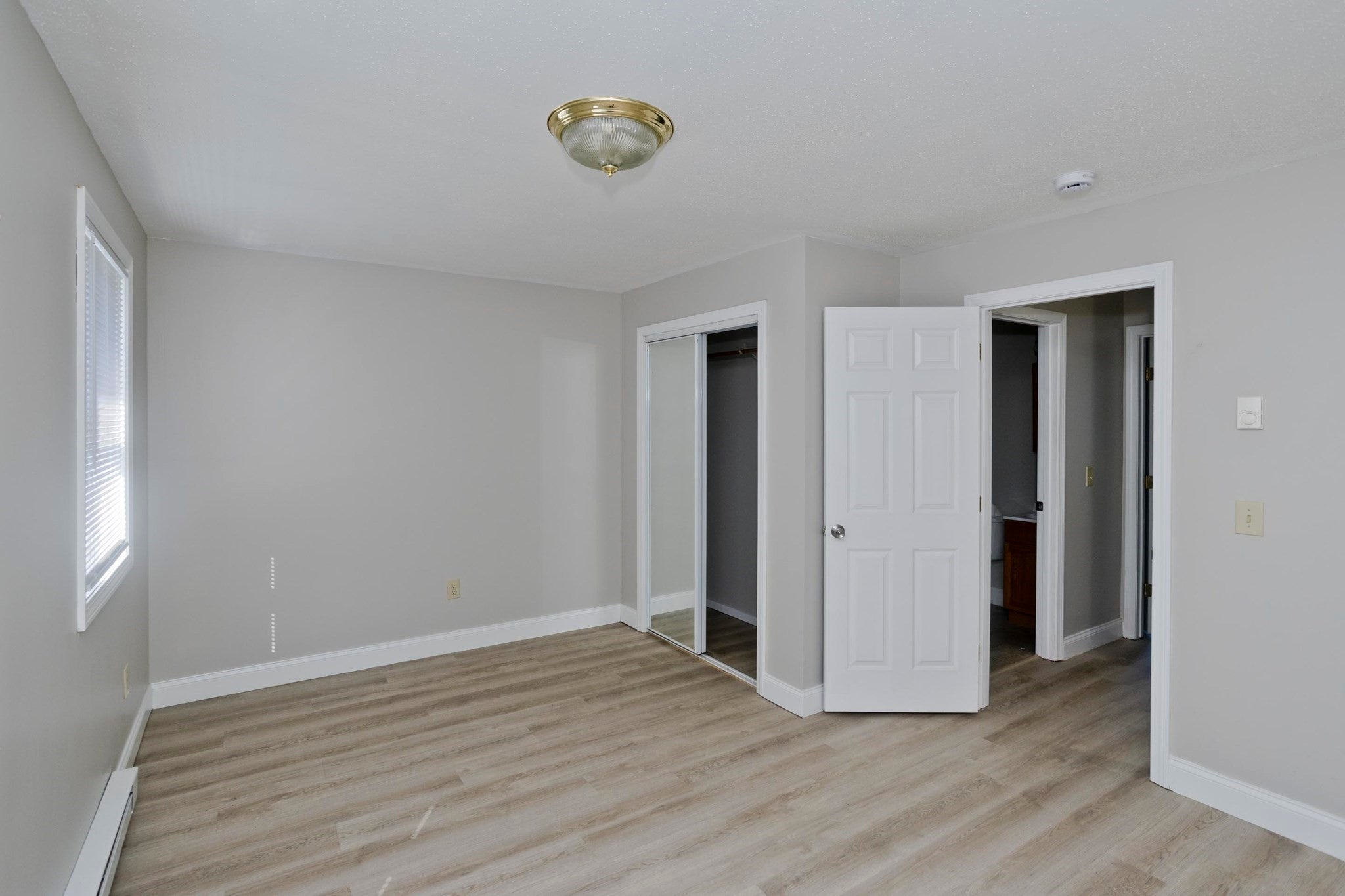 73-75 Walnut St, Holyoke, MA Photo #14