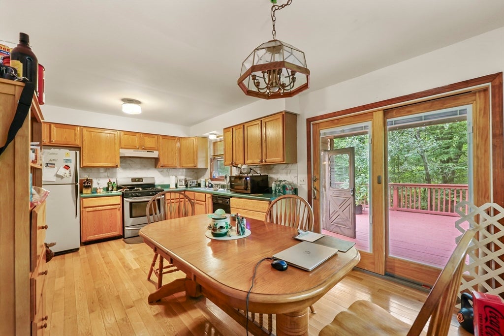 225 Brown St, Pittsfield, MA, 225 Brown St, Pittsfield, MA Photo #18
